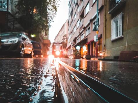 搬家 下雨|下雨天了怎麼辦？下雨搬家需注意的4件事情！